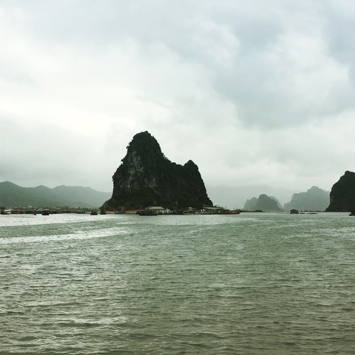 Bai Tu Long Bay